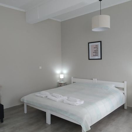Trousas Apartments Roda  Exterior foto