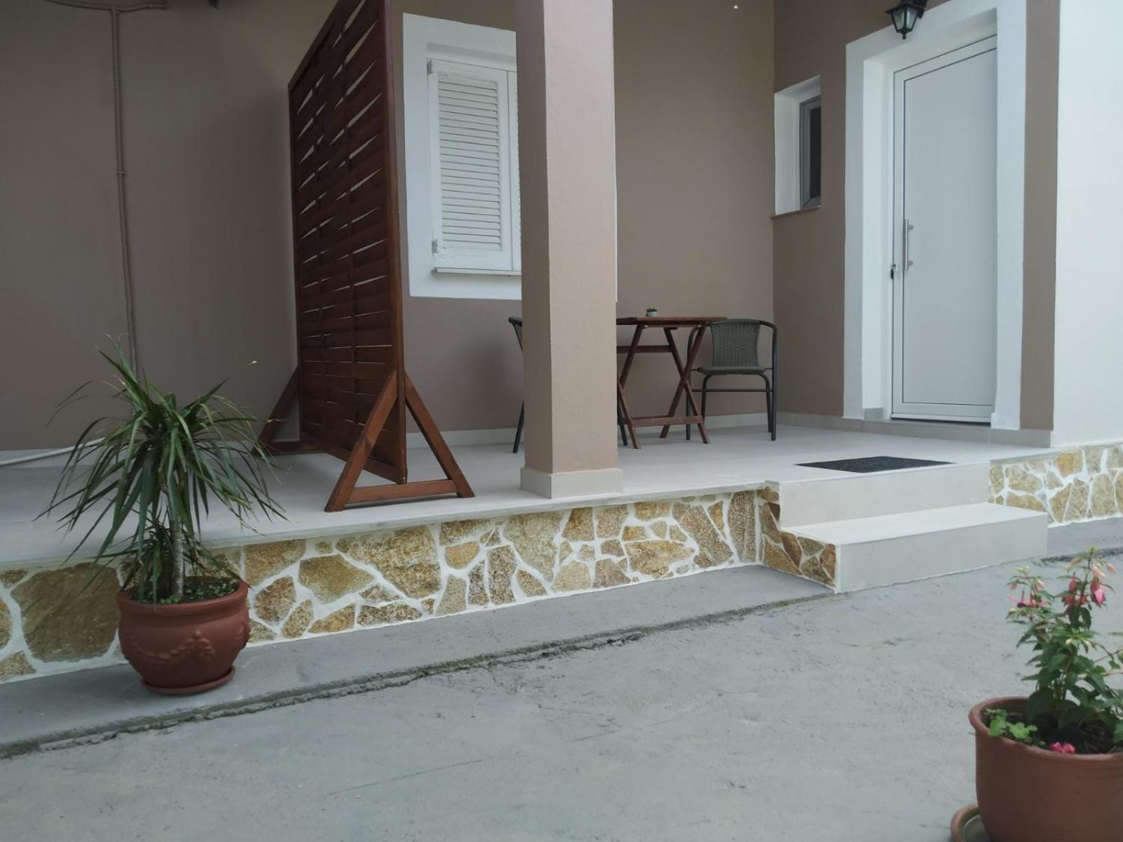 Trousas Apartments Roda  Exterior foto