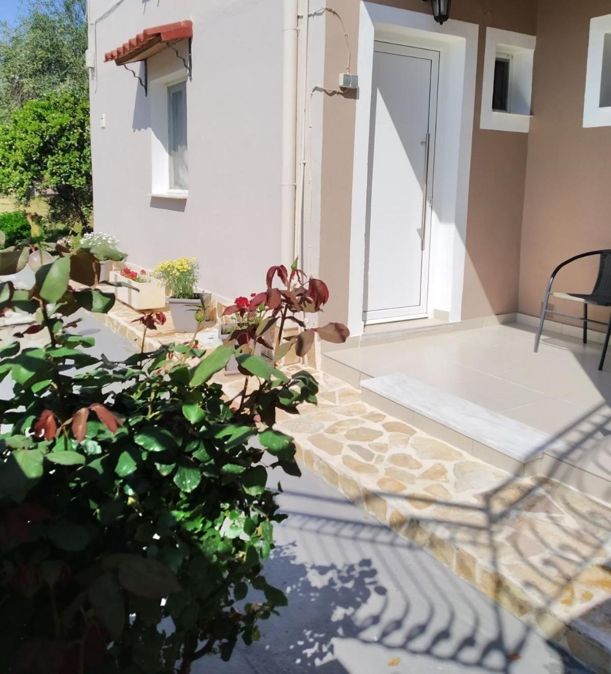 Trousas Apartments Roda  Exterior foto