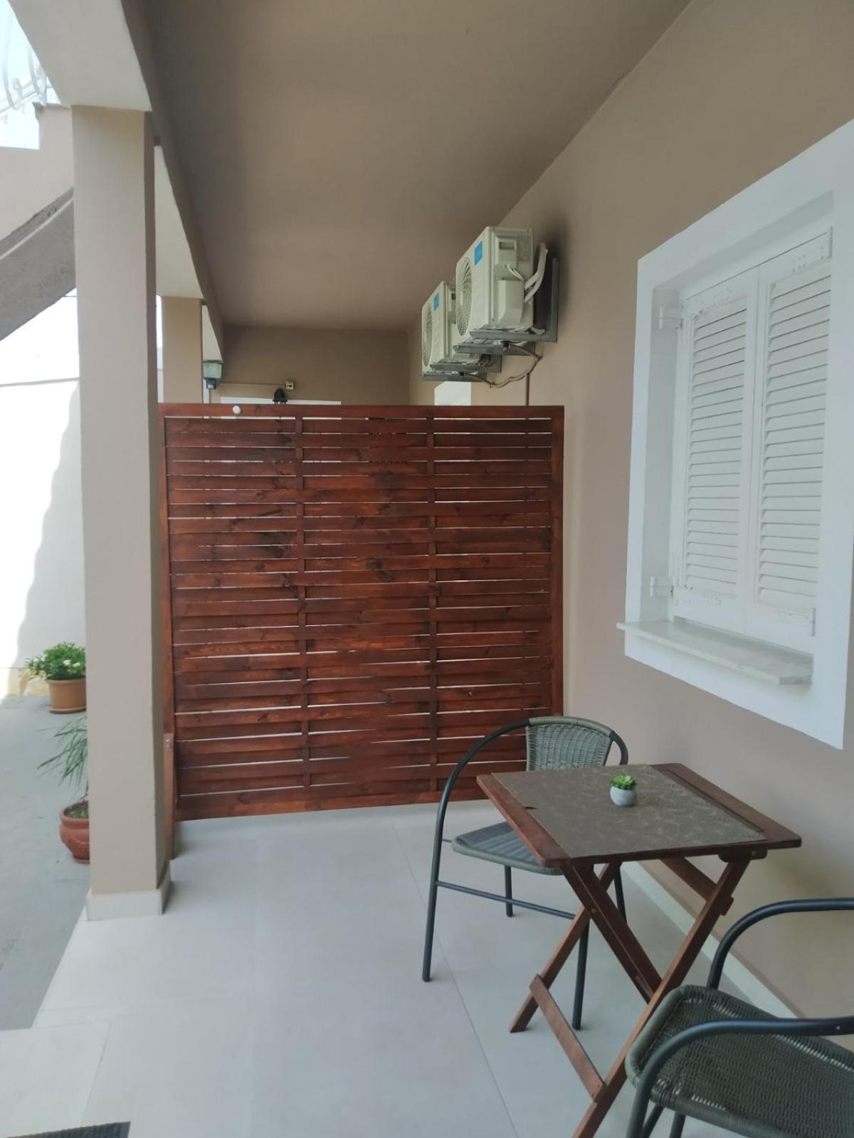 Trousas Apartments Roda  Exterior foto